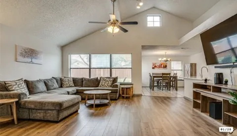 562 Stringfellow Drive
