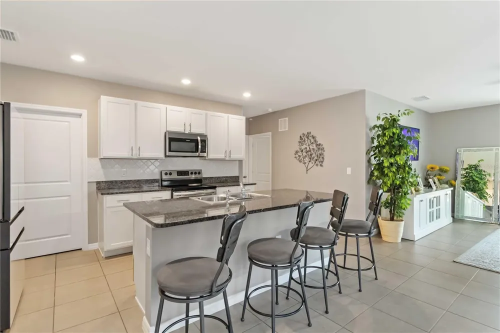 5904 SILVER SAGE WAY Sarasota, FL 34232