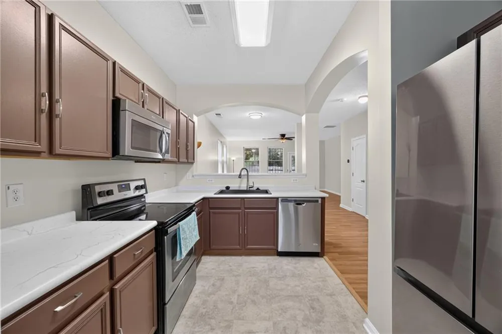 1406 Bayrose Circle East Point, GA 30344