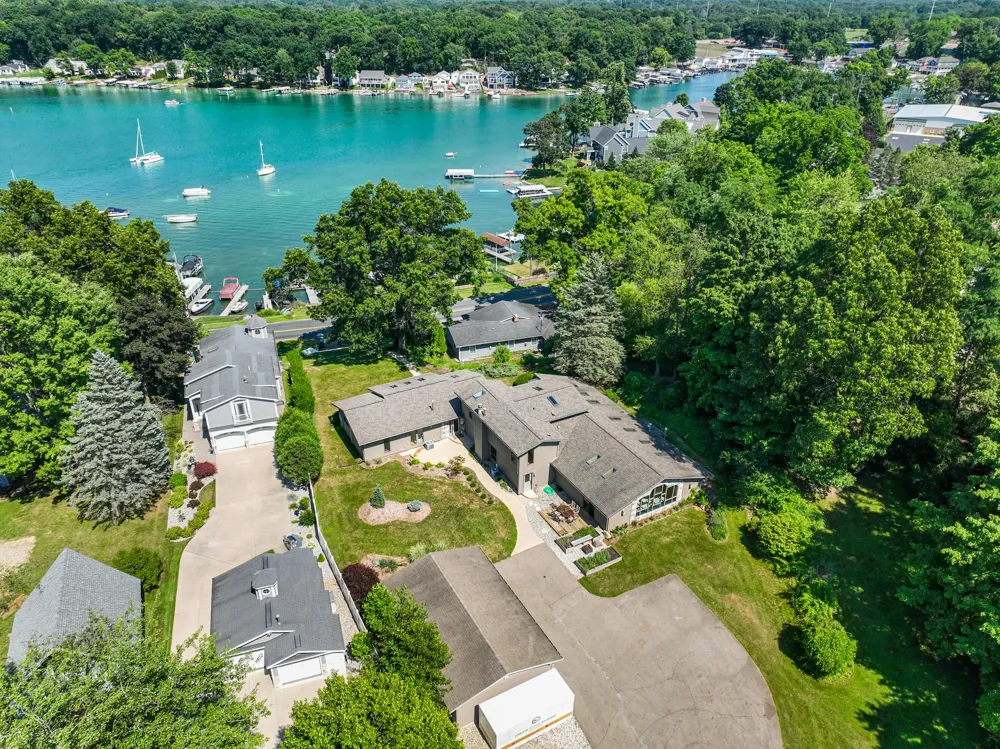 12180 E D AVENUE Richland, MI 49083