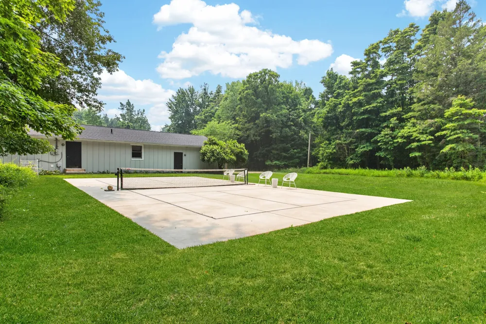 14147 Wildwood Lane Chikaming Township, MI 49115