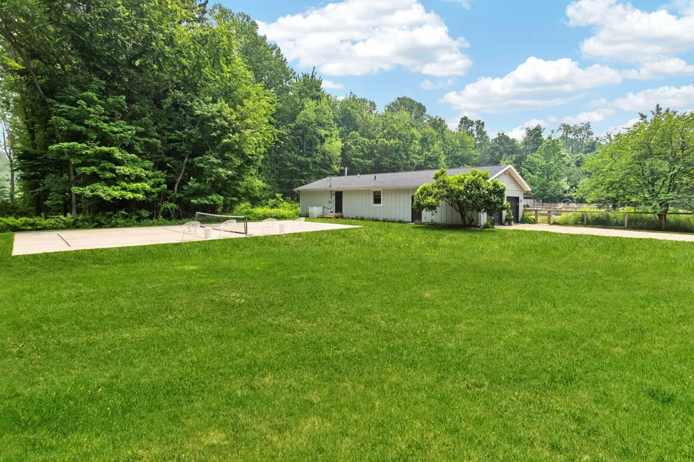 14147 Wildwood Lane Chikaming Township, MI 49115