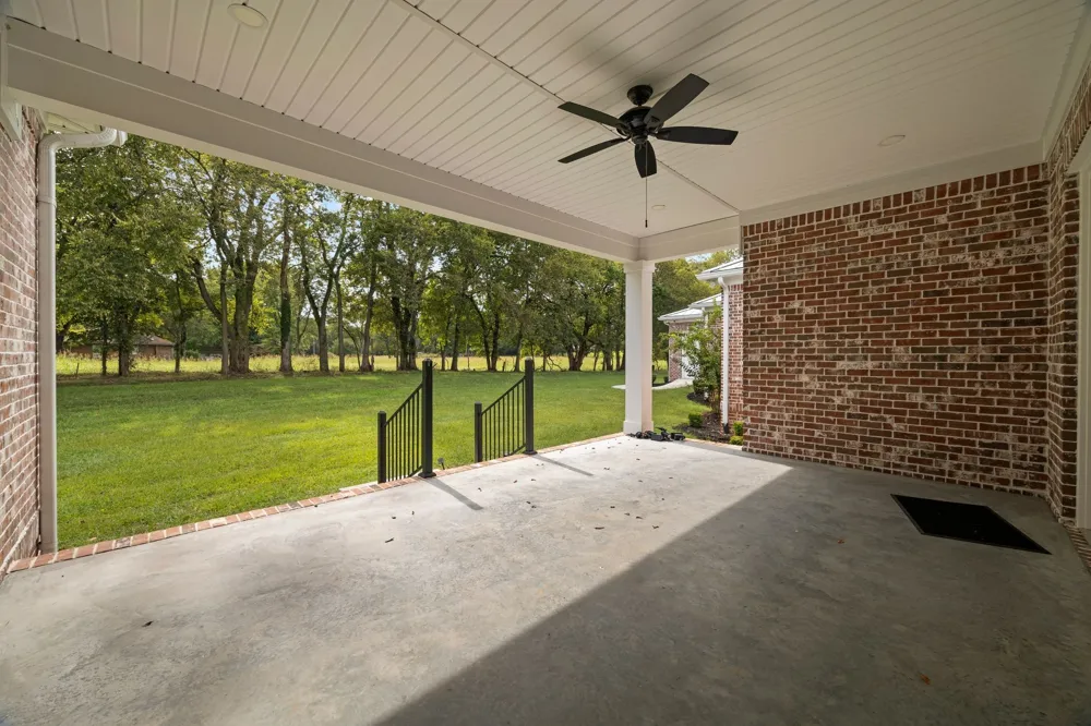 808 N Main St Mount Pleasant, TN 38474