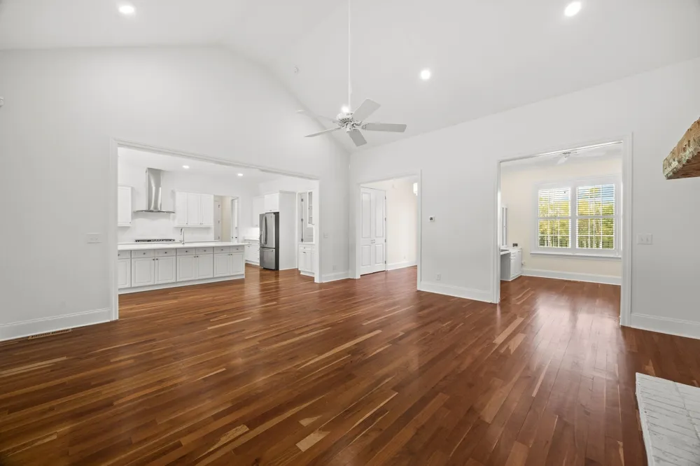 808 N Main St Mount Pleasant, TN 38474