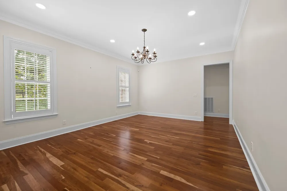 808 N Main St Mount Pleasant, TN 38474