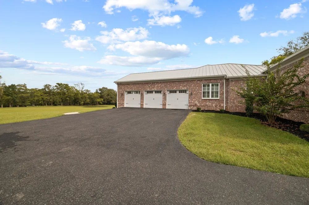 808 N Main St Mount Pleasant, TN 38474