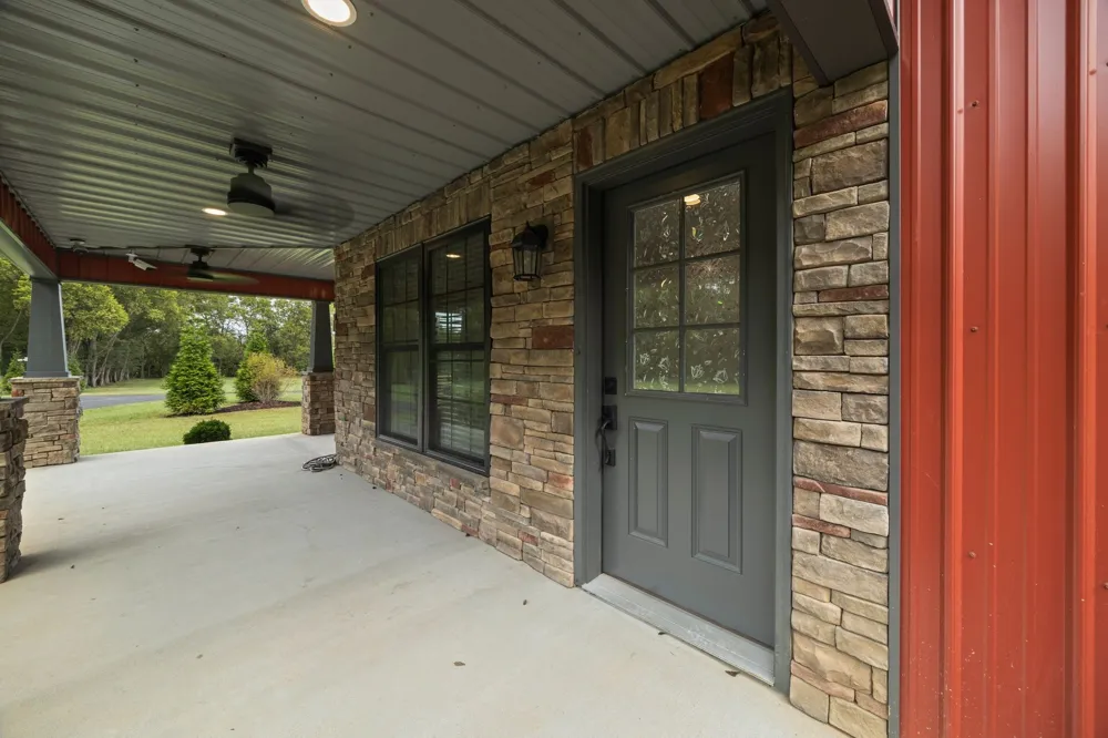 808 N Main St Mount Pleasant, TN 38474