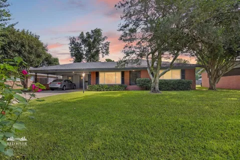 876 River Road