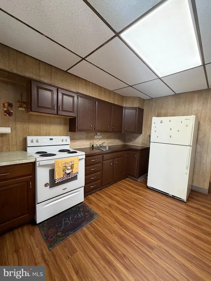 1049 OLEY STREET Reading, PA 19604