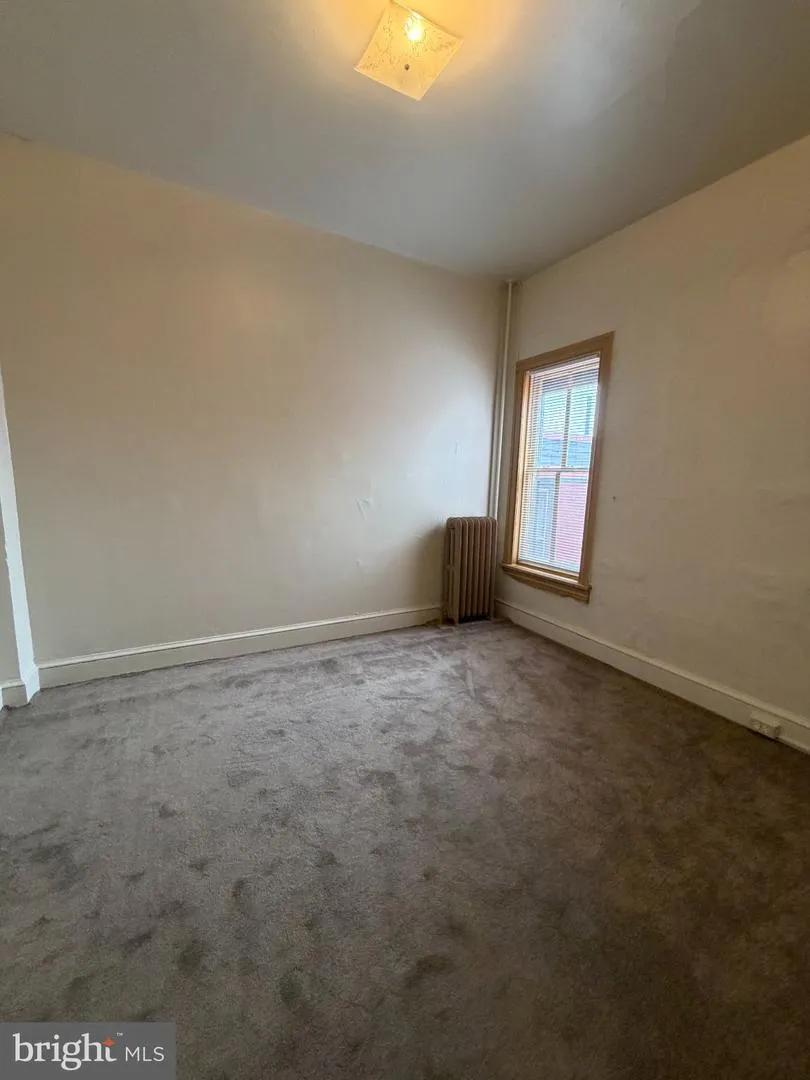 1049 OLEY STREET Reading, PA 19604