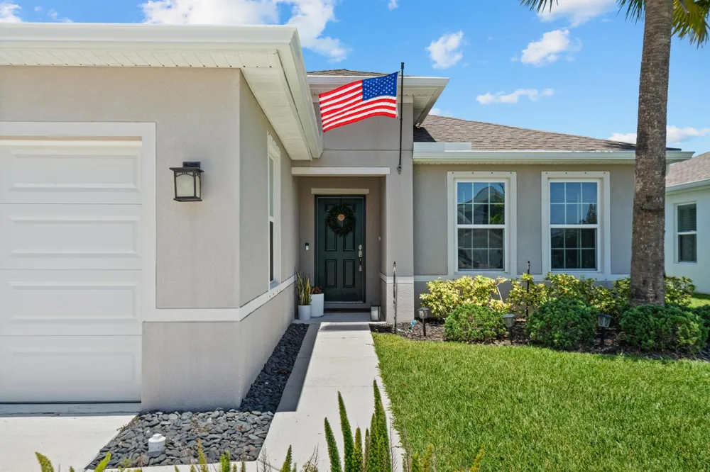 3625 Sapphire Hollow Way Fort Pierce, FL 34981