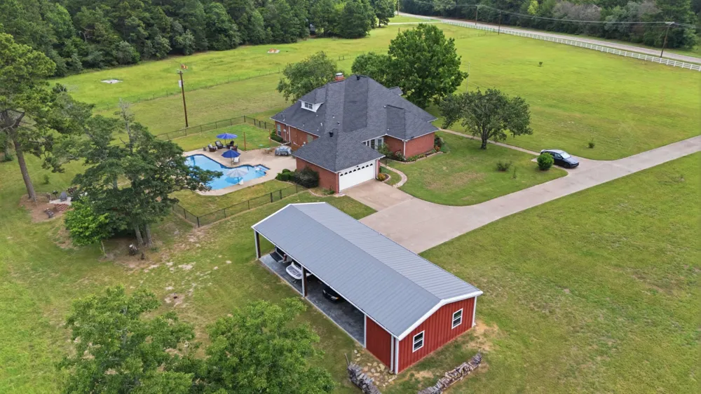 1708 Fm 1002 S Big Sandy, TX 75755