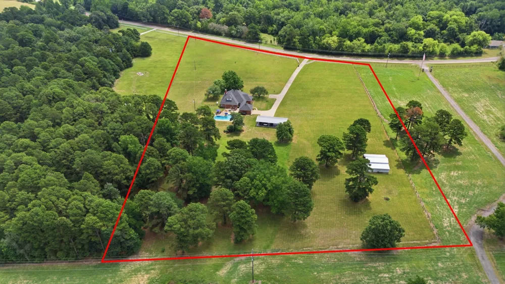 1708 Fm 1002 S Big Sandy, TX 75755
