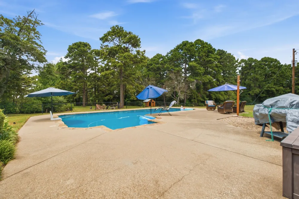 1708 Fm 1002 S Big Sandy, TX 75755