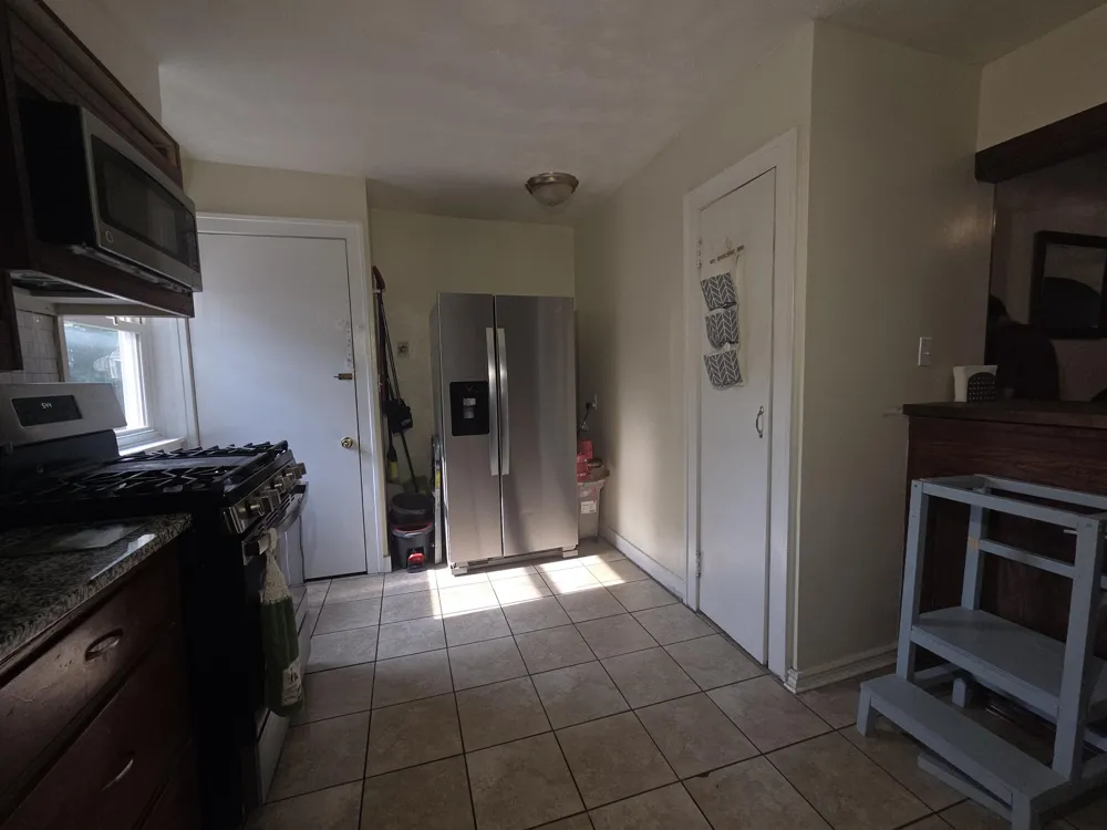 1809 Godfrey Avenue SW Wyoming, MI 49509