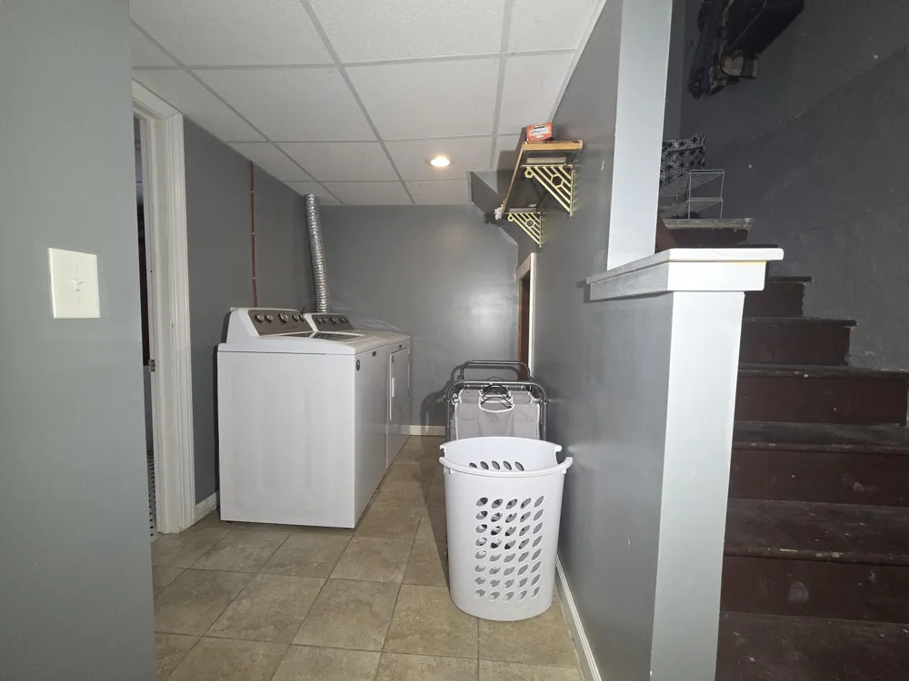 1809 Godfrey Avenue SW Wyoming, MI 49509