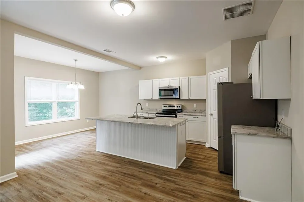 103 Three Rivers Court Hull, GA 30646
