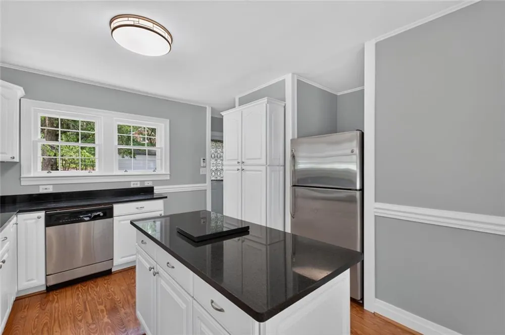 1141 Jefferson Avenue East Point, GA 30344