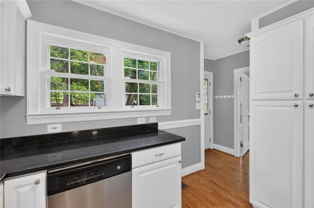 1141 Jefferson Avenue East Point, GA 30344