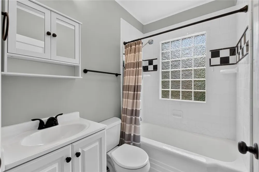 1141 Jefferson Avenue East Point, GA 30344