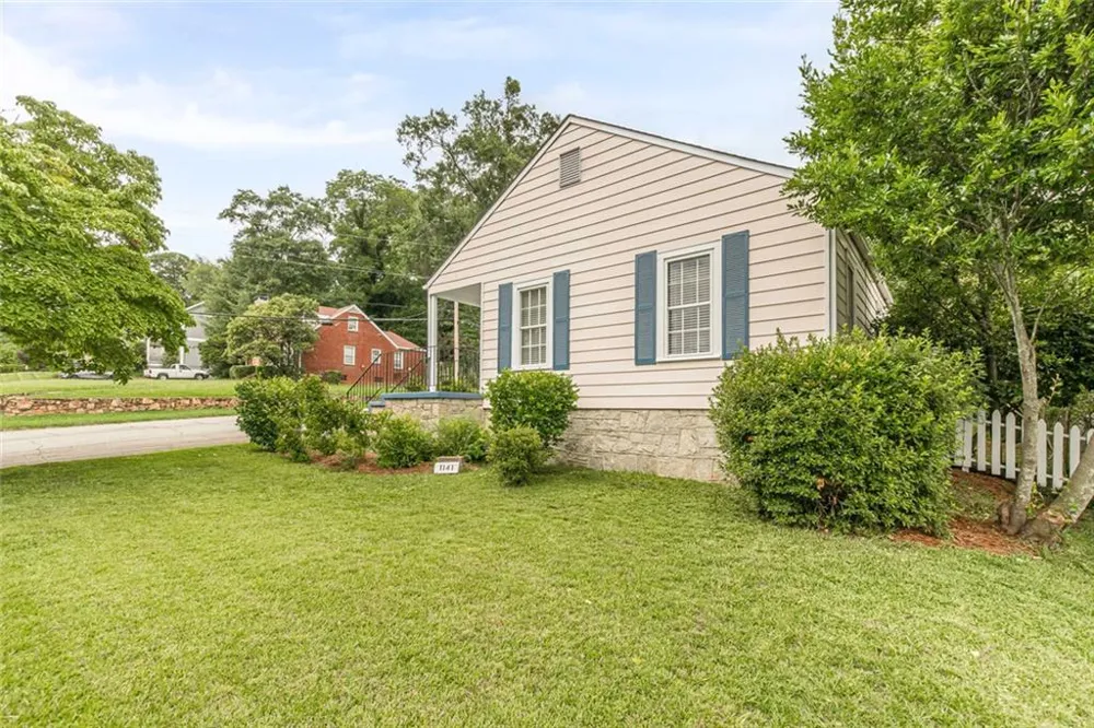 1141 Jefferson Avenue East Point, GA 30344