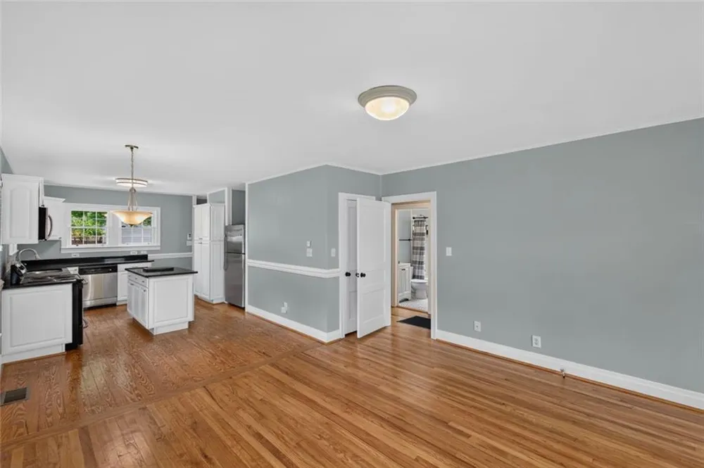 1141 Jefferson Avenue East Point, GA 30344