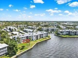 1950 SW Palm City Road #8-106