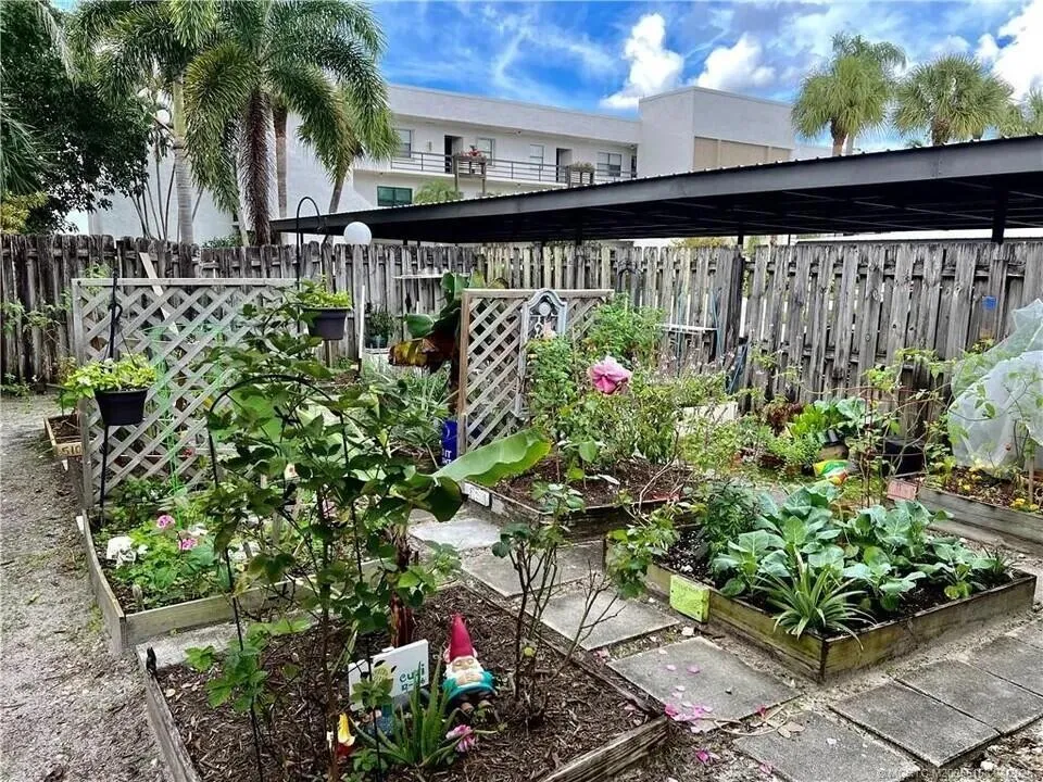 1950 SW Palm City Road #8-106 Stuart, FL 34994