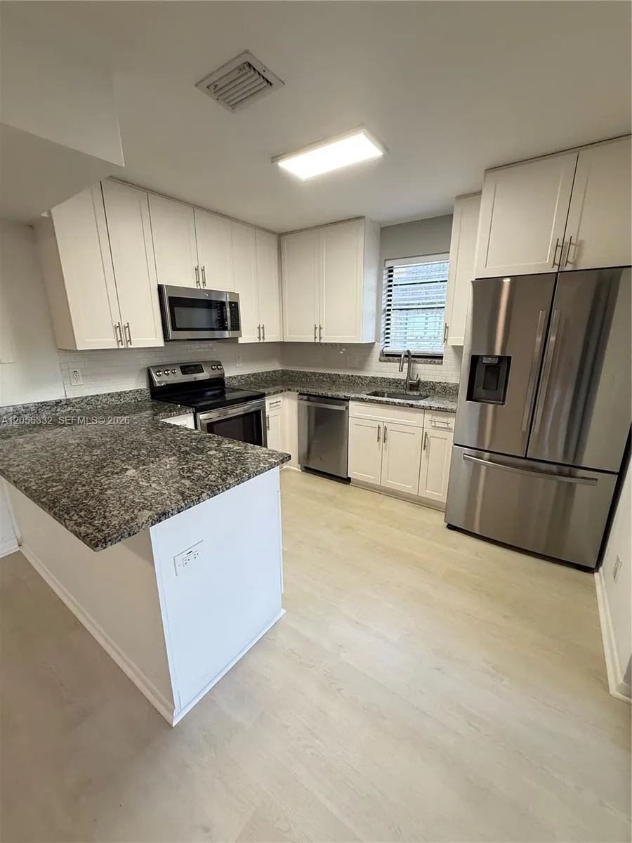 2501 NW 99th Ave #2501 Coral Springs, FL 33065