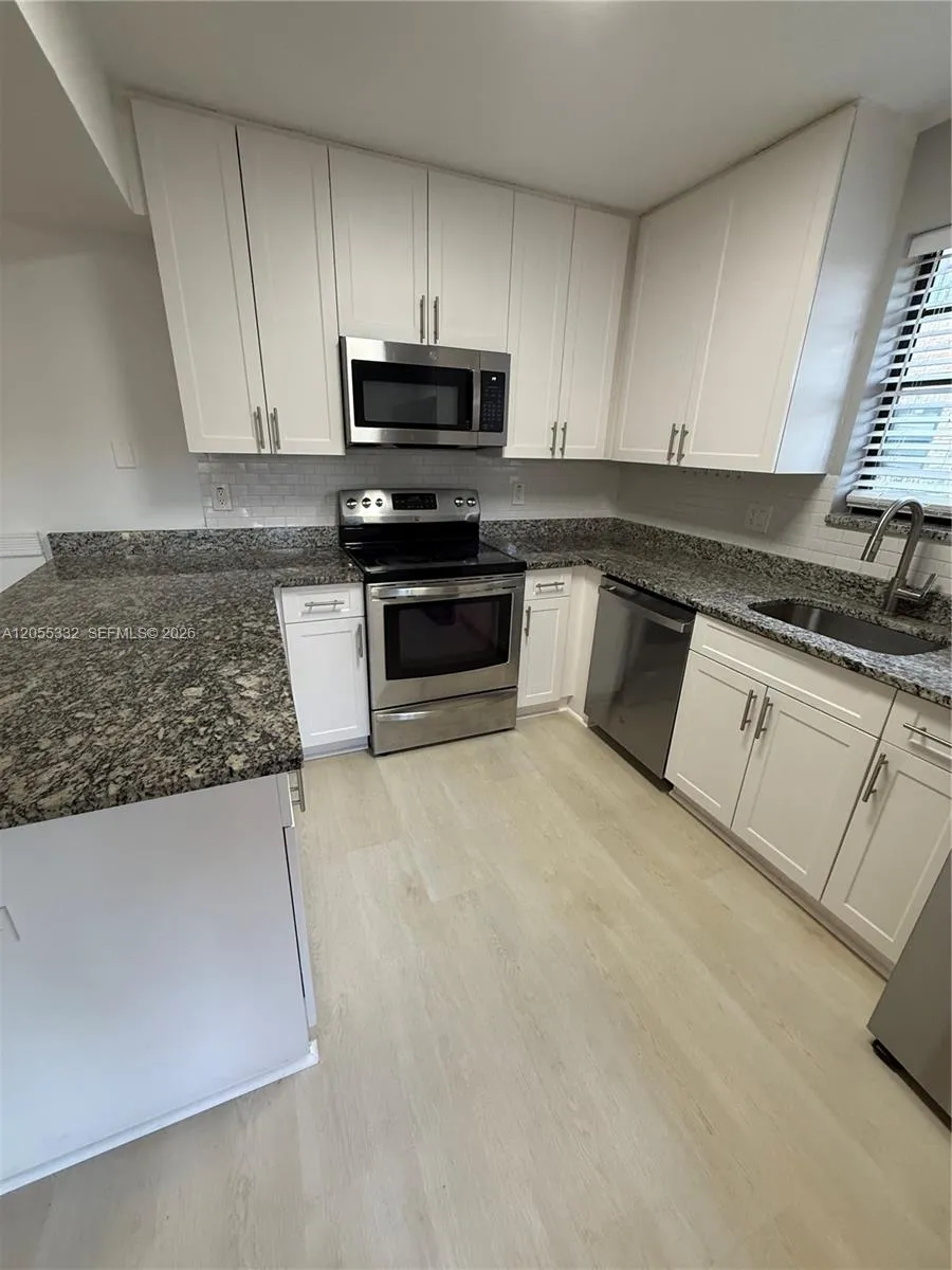 2501 NW 99th Ave #2501 Coral Springs, FL 33065
