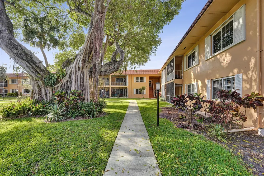 1930 NE 2ND AVENUE #216L Wilton Manors, FL 33305