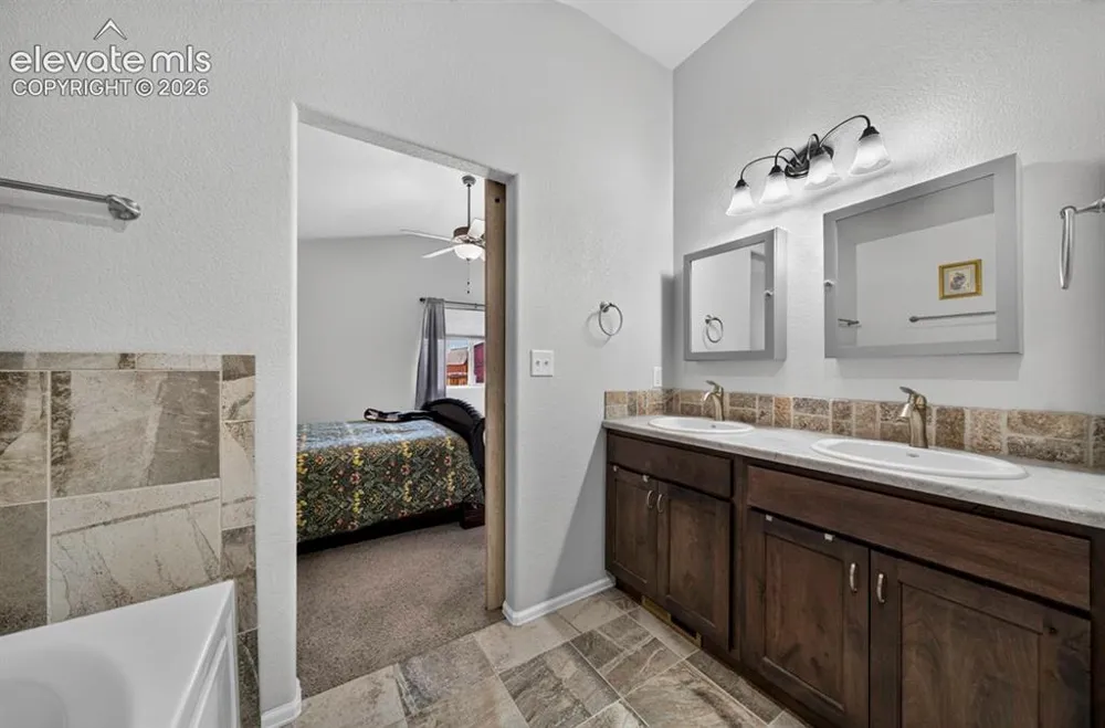 1005 Kirkwood Drive Pueblo, CO 81007