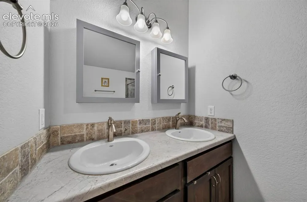 1005 Kirkwood Drive Pueblo, CO 81007
