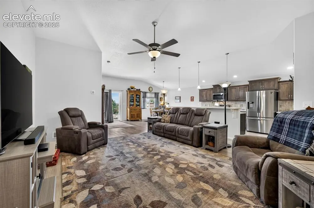 1005 Kirkwood Drive Pueblo, CO 81007