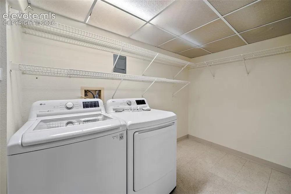 17 Washington Avenue Manitou Springs, CO 80829