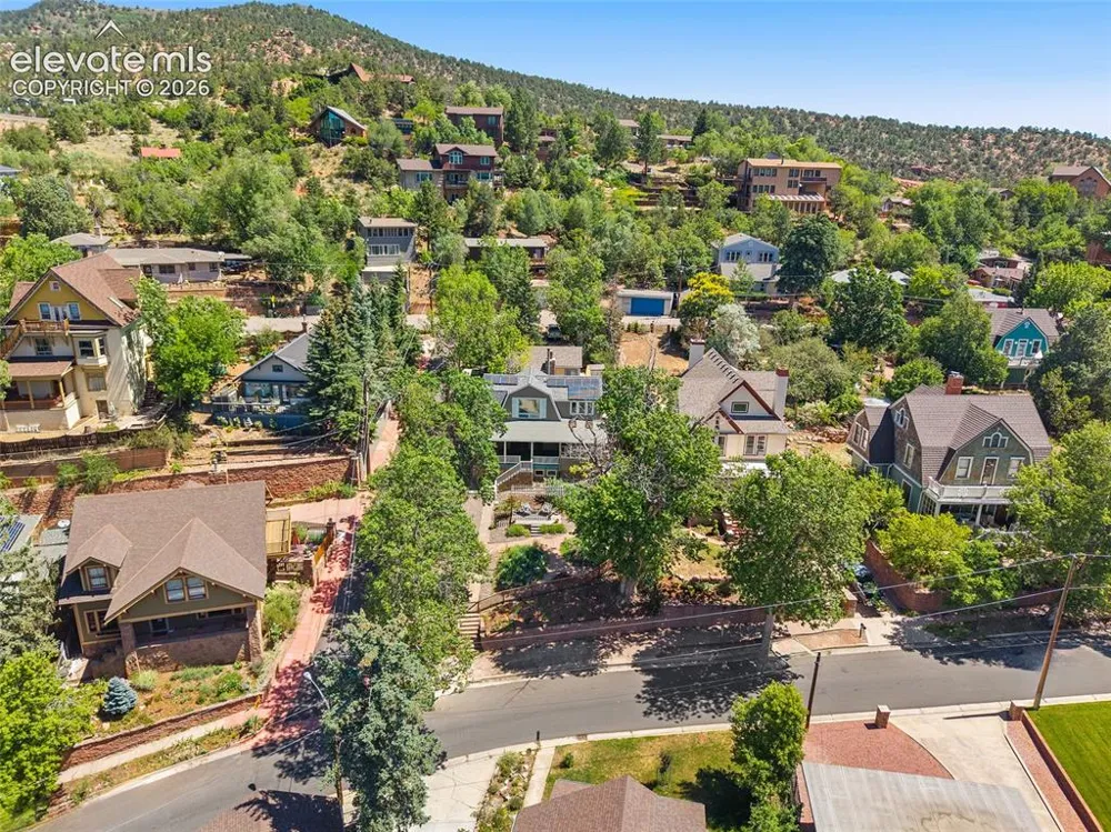 17 Washington Avenue Manitou Springs, CO 80829