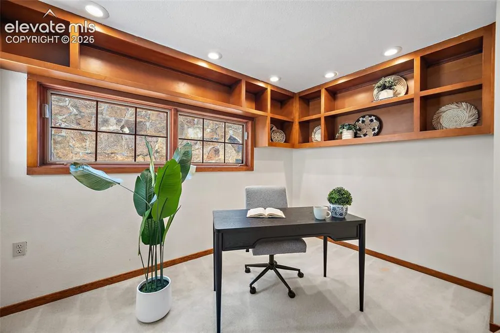 17 Washington Avenue Manitou Springs, CO 80829