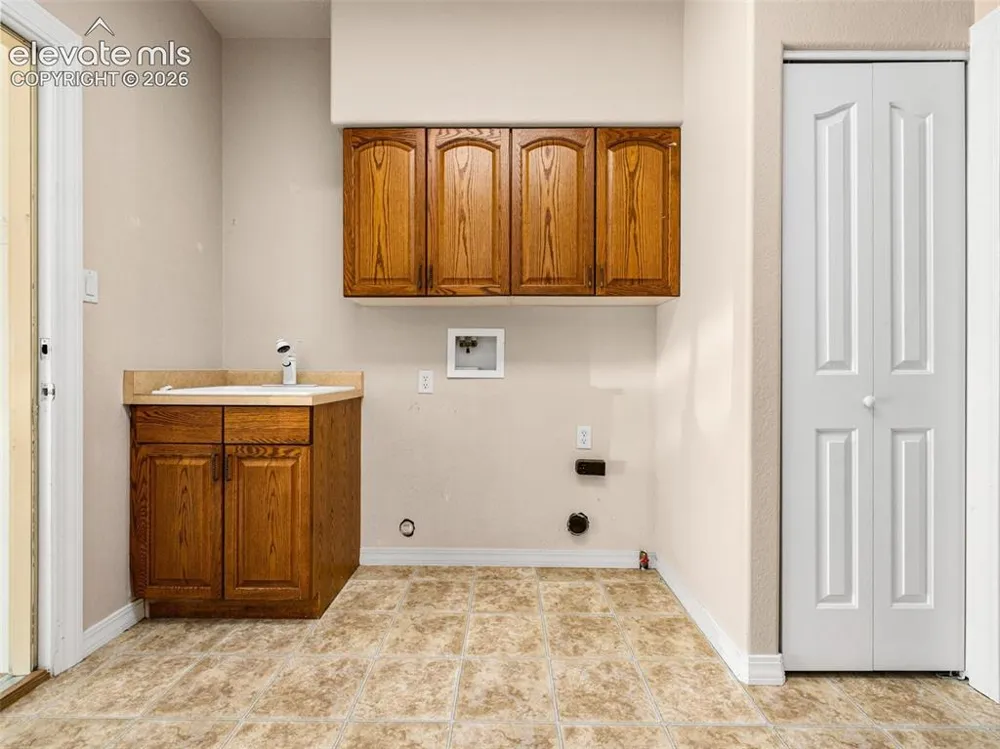 10 Erica Court Pueblo, CO 81001