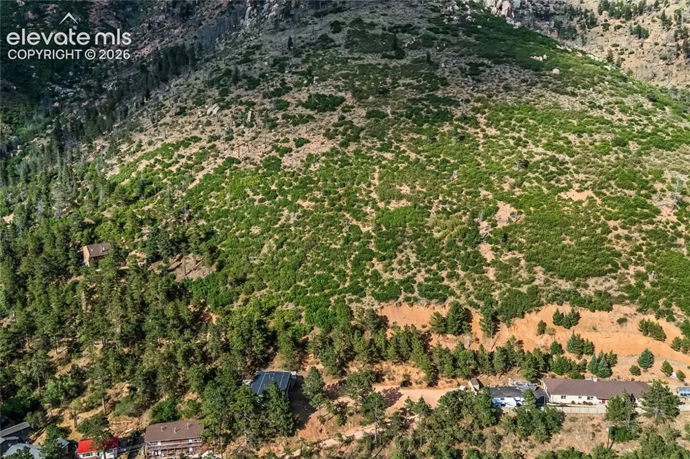 8220 W Highway 24 Cascade, CO 80809