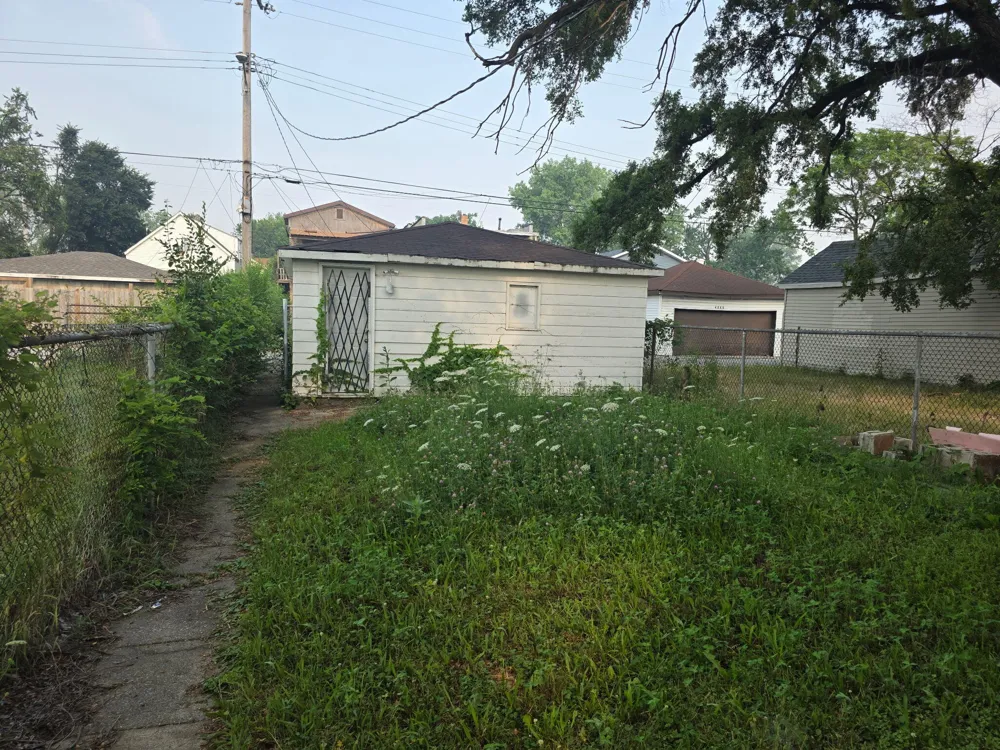 4854 Alexander Avenue East Chicago, IN 46312