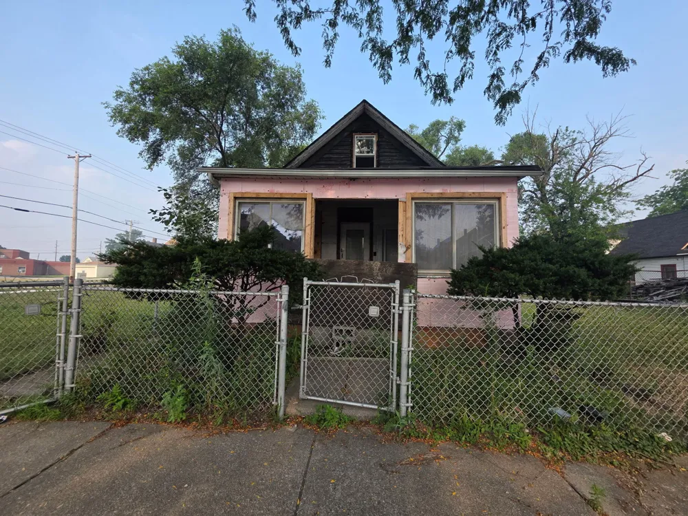 4854 Alexander Avenue East Chicago, IN 46312