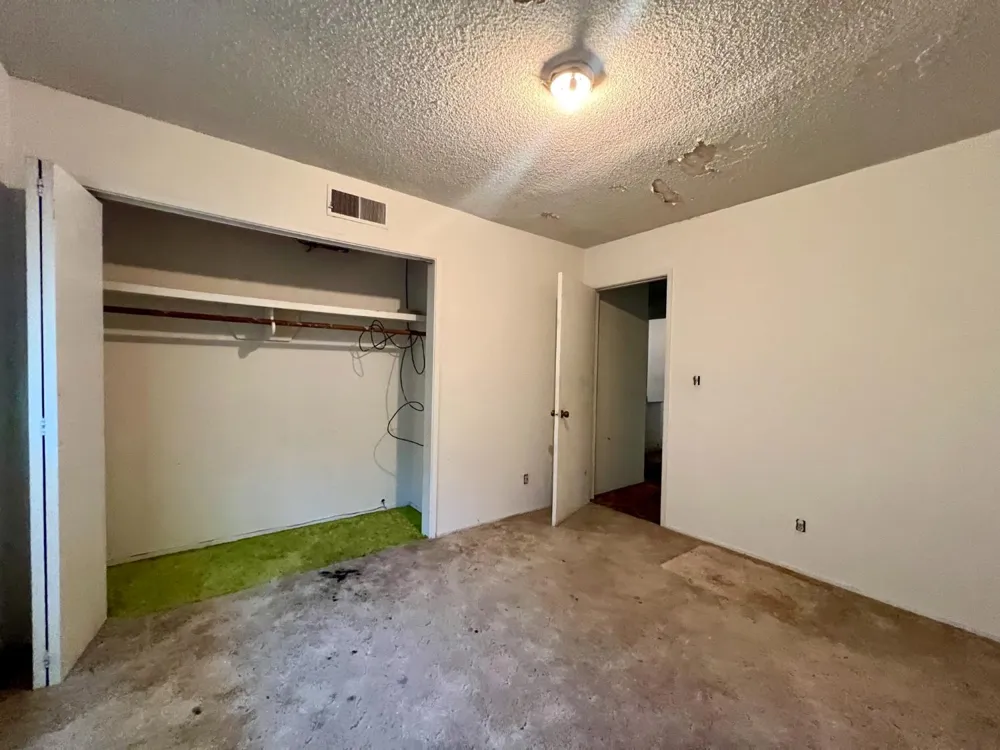 1569 E Olive Avenue Porterville, CA 93257