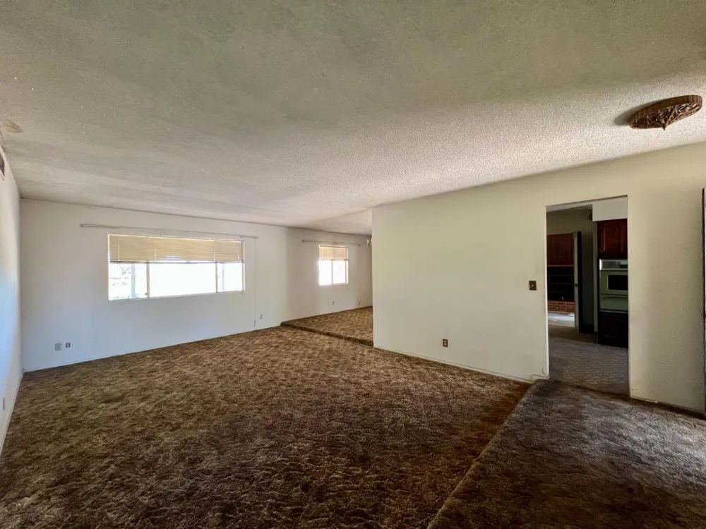 1569 E Olive Avenue Porterville, CA 93257