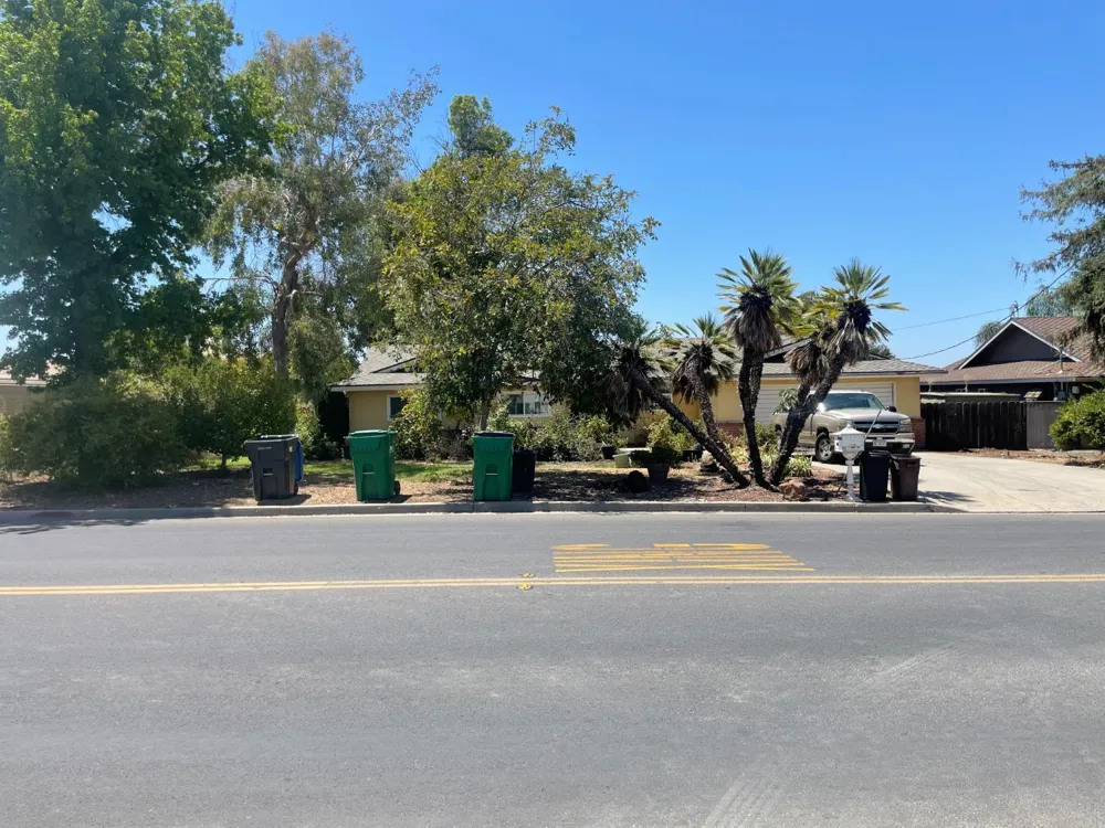 1569 E Olive Avenue Porterville, CA 93257