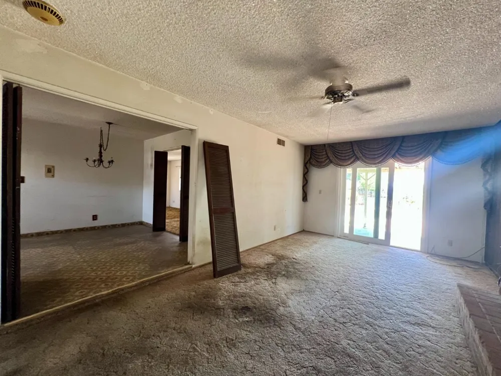 1569 E Olive Avenue Porterville, CA 93257