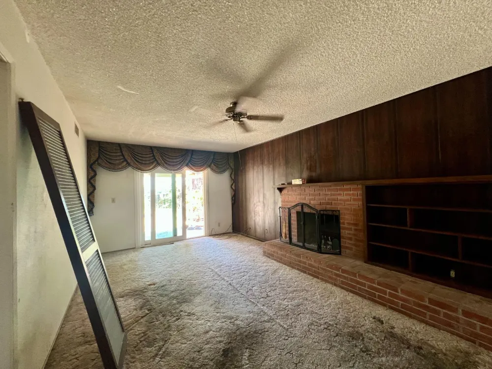 1569 E Olive Avenue Porterville, CA 93257