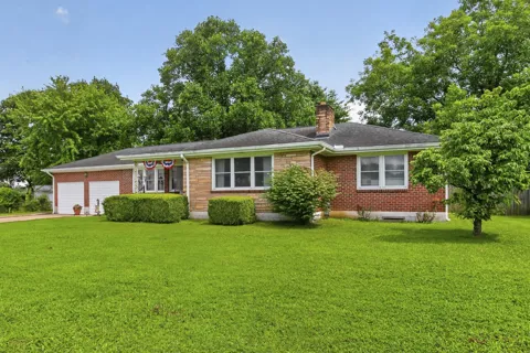 184 Park Cir