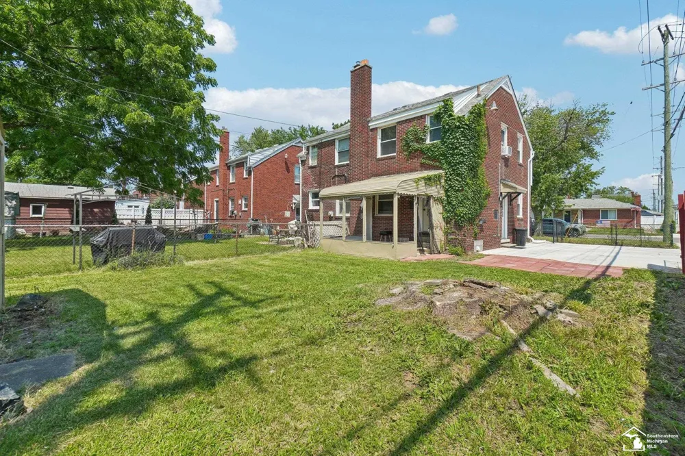 1886 15th Street Wyandotte City, MI 48192