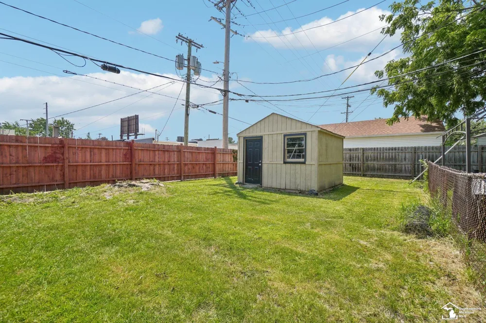 1886 15th Street Wyandotte City, MI 48192