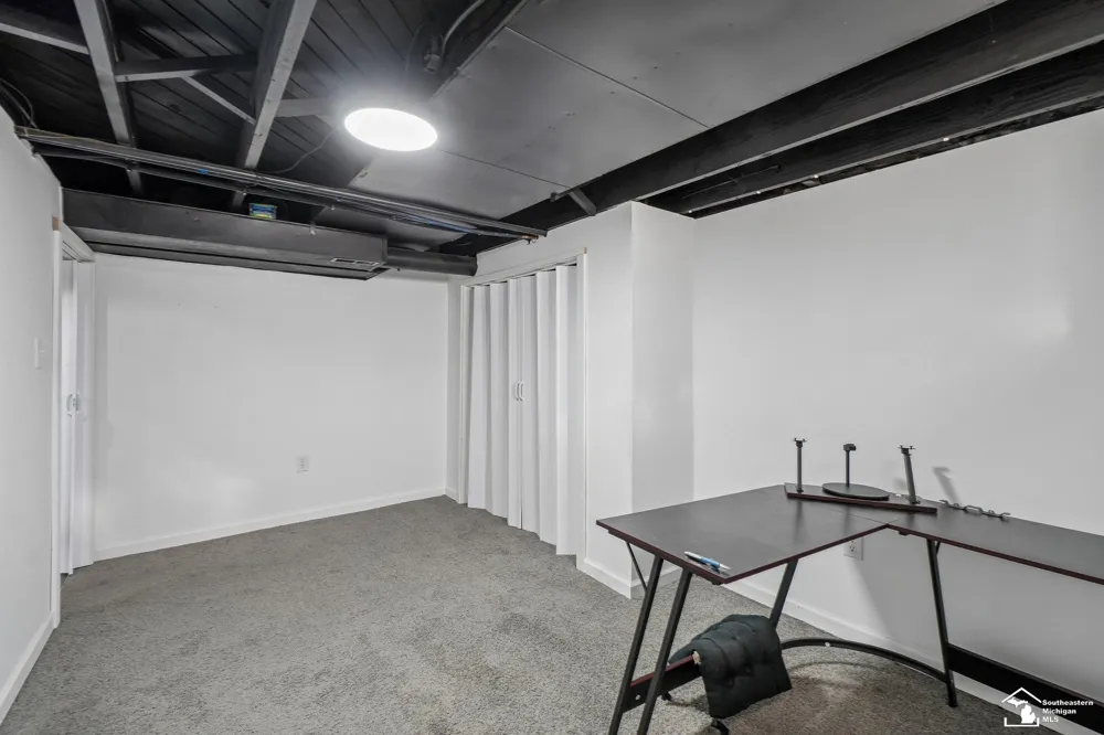 1886 15th Street Wyandotte City, MI 48192